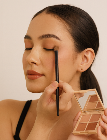 Velvetian 4-Shade Eyeshadow Palette